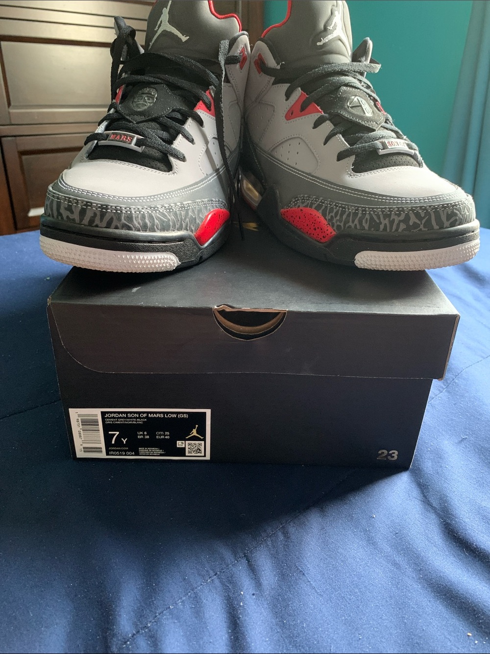 Jordan Son of Mars Low (GS) Gray, Black & Red Retro Low-Top Sneakers - Picture 5 of 5